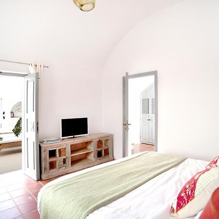 Antelmi Luxury Villa Fira  Exteriér fotografie